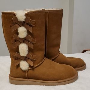 Women's koolaburra uggs - size 8